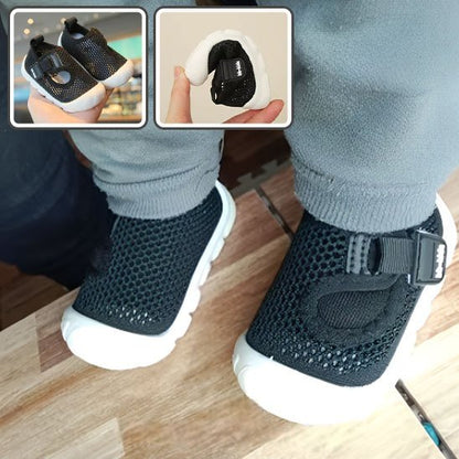 chaussure bebe noir avec pied